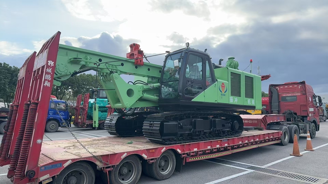 Hydraulic Vibroflot With 176 KW Engine Power Refitted To Rig Key To Successful Ground Improvement