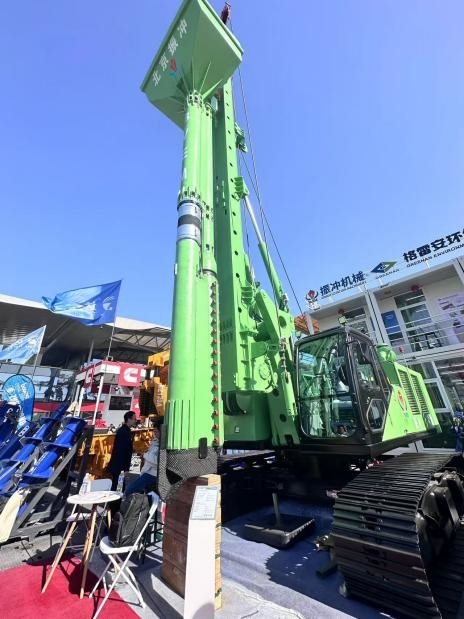 176kW Power Pack Hydraulic Vibroflot Adapt To Soil Layer Frequency For Liquefaction Resistance