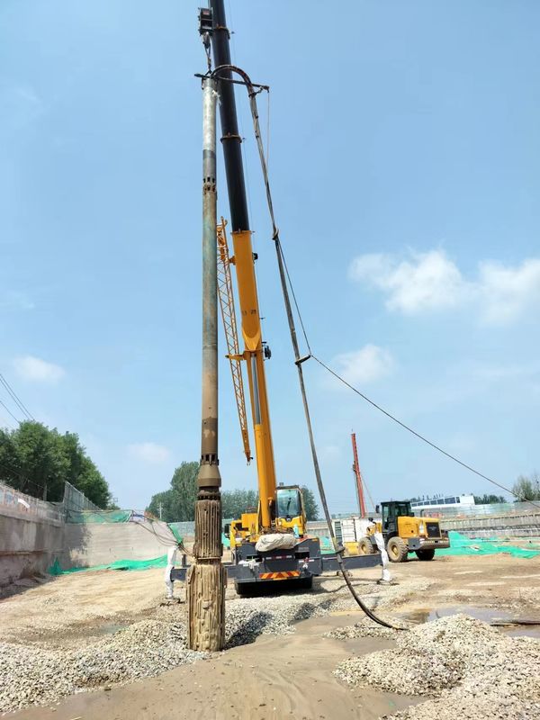 Top Feed Vibroflot with 180 KW and 260 KW Motor Power and 2320kg Weight for Vibro Compaction